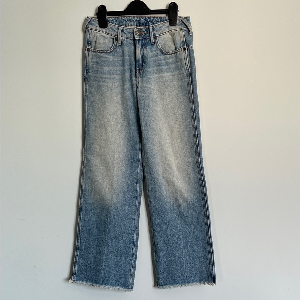 True Religion Light Blue Brooklyn Cropped Wide Leg Frayed Hem Jeans Size 24